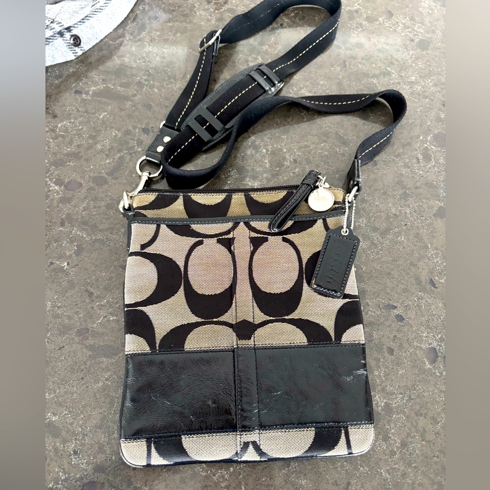 🕯️ Coach Messenger Bag Crossbody Bag